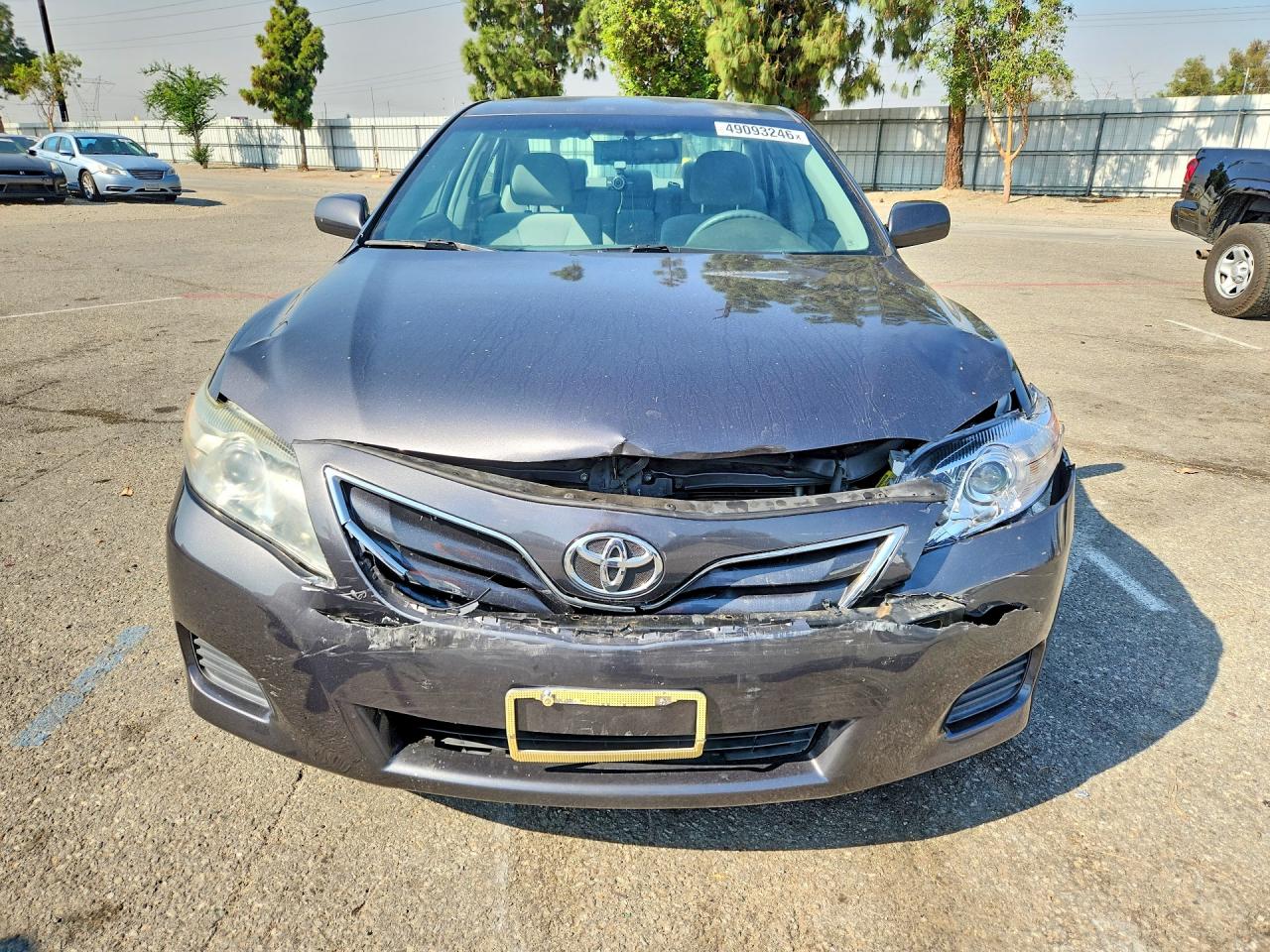 2011 TOYOTA CAMRY LE photo 5
