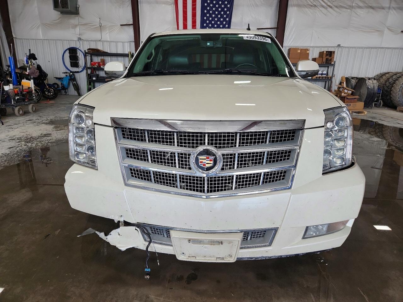 2012 CADILLAC ESCALADE PLATINUM photo 5