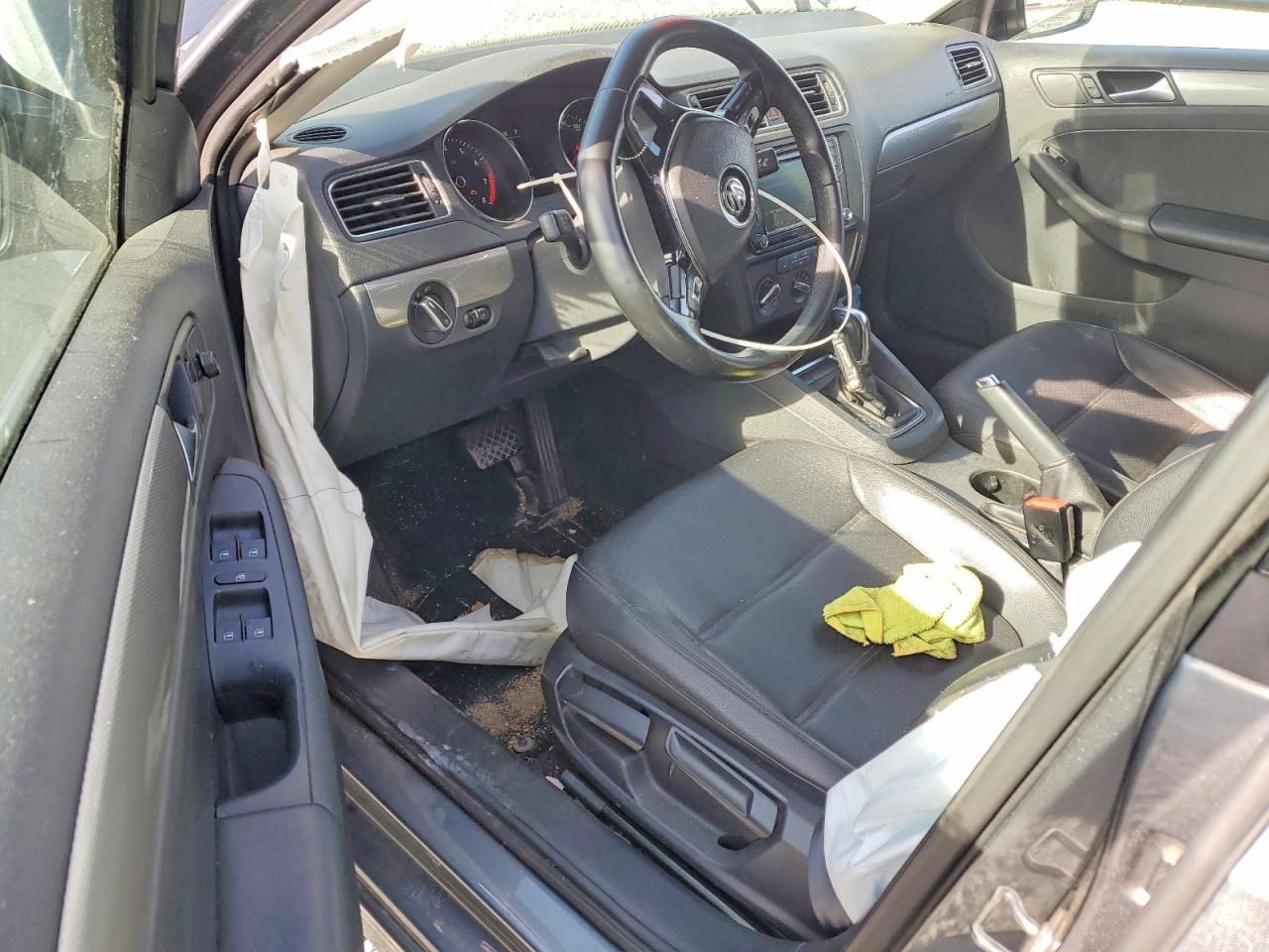 2017 VOLKSWAGEN JETTA SE photo 22