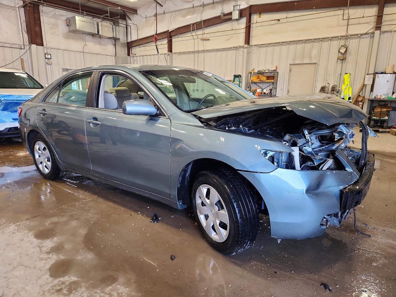 2009 TOYOTA CAMRY LE photo 10