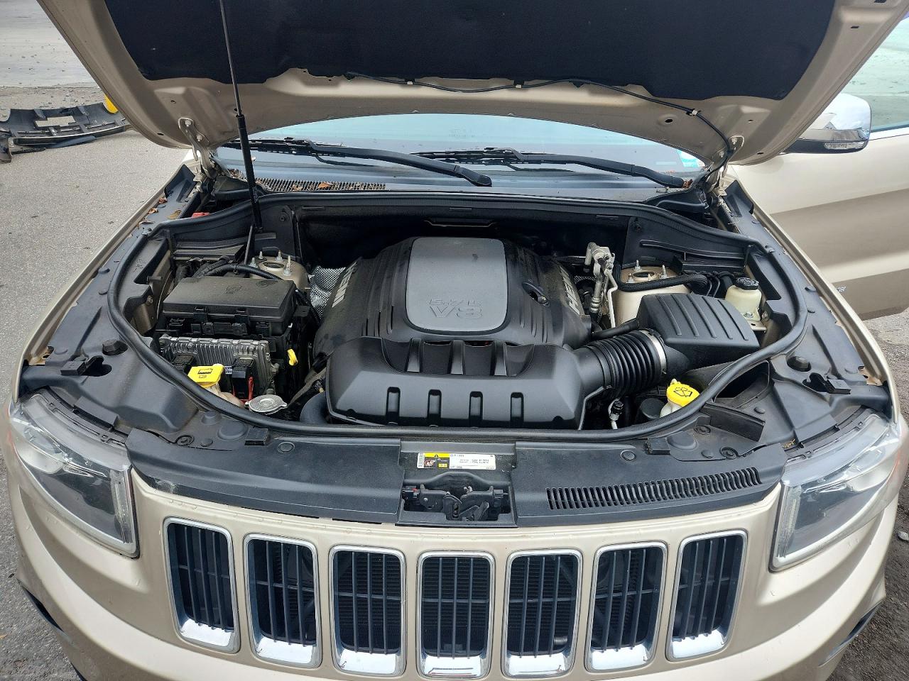 2014 JEEP GRAND CHEROKEE LIMITED photo 12