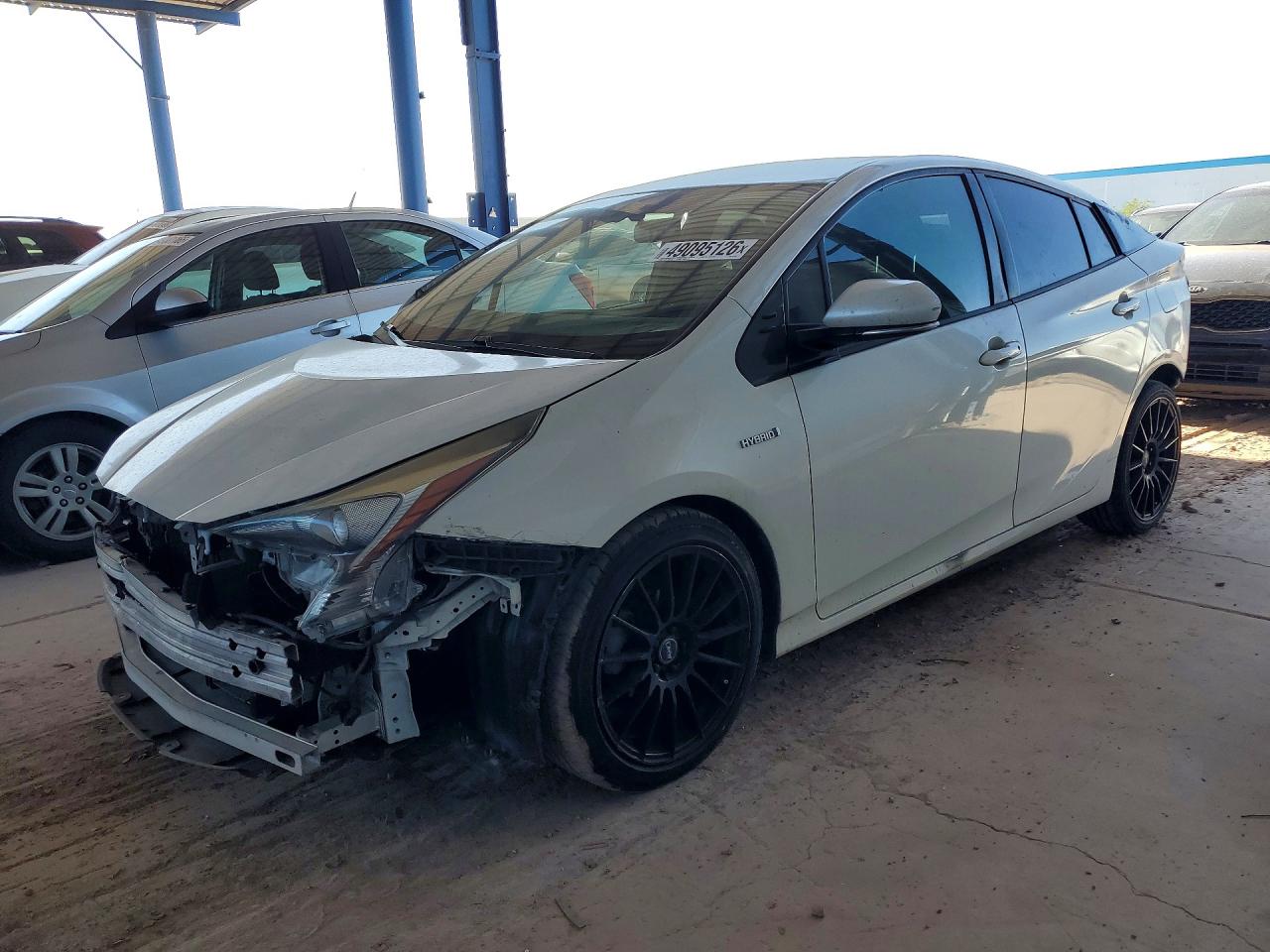 2016 TOYOTA PRIUS