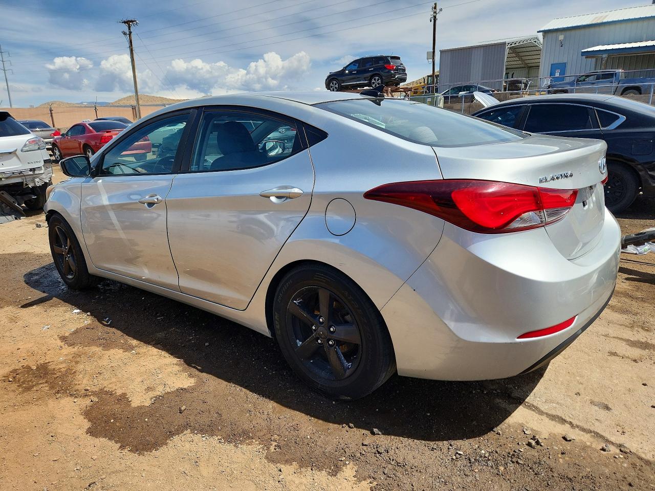 2016 HYUNDAI ELANTRA SE photo 2