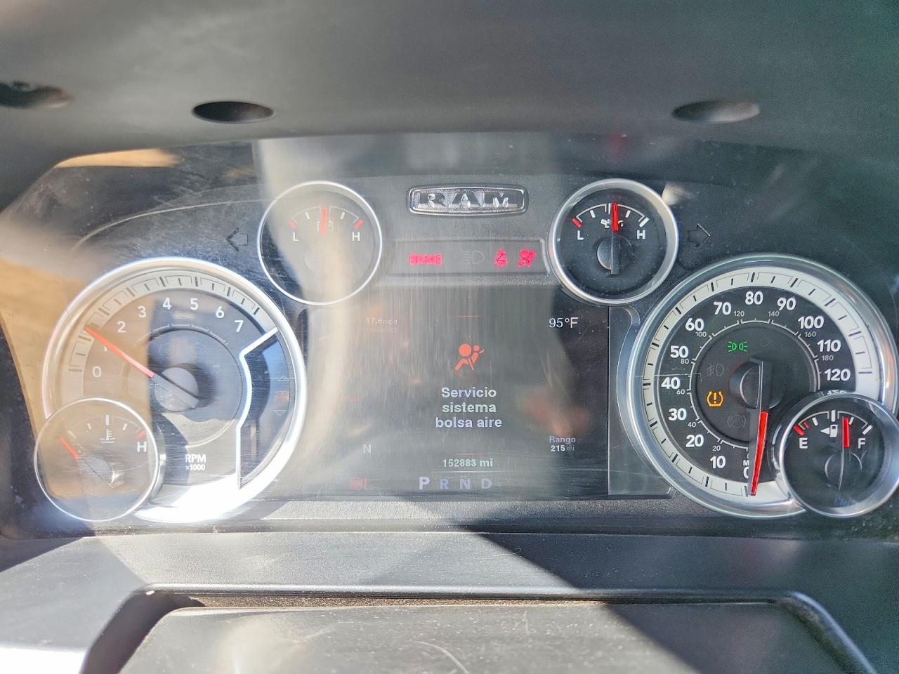2014 RAM 1500 SPORT photo 17