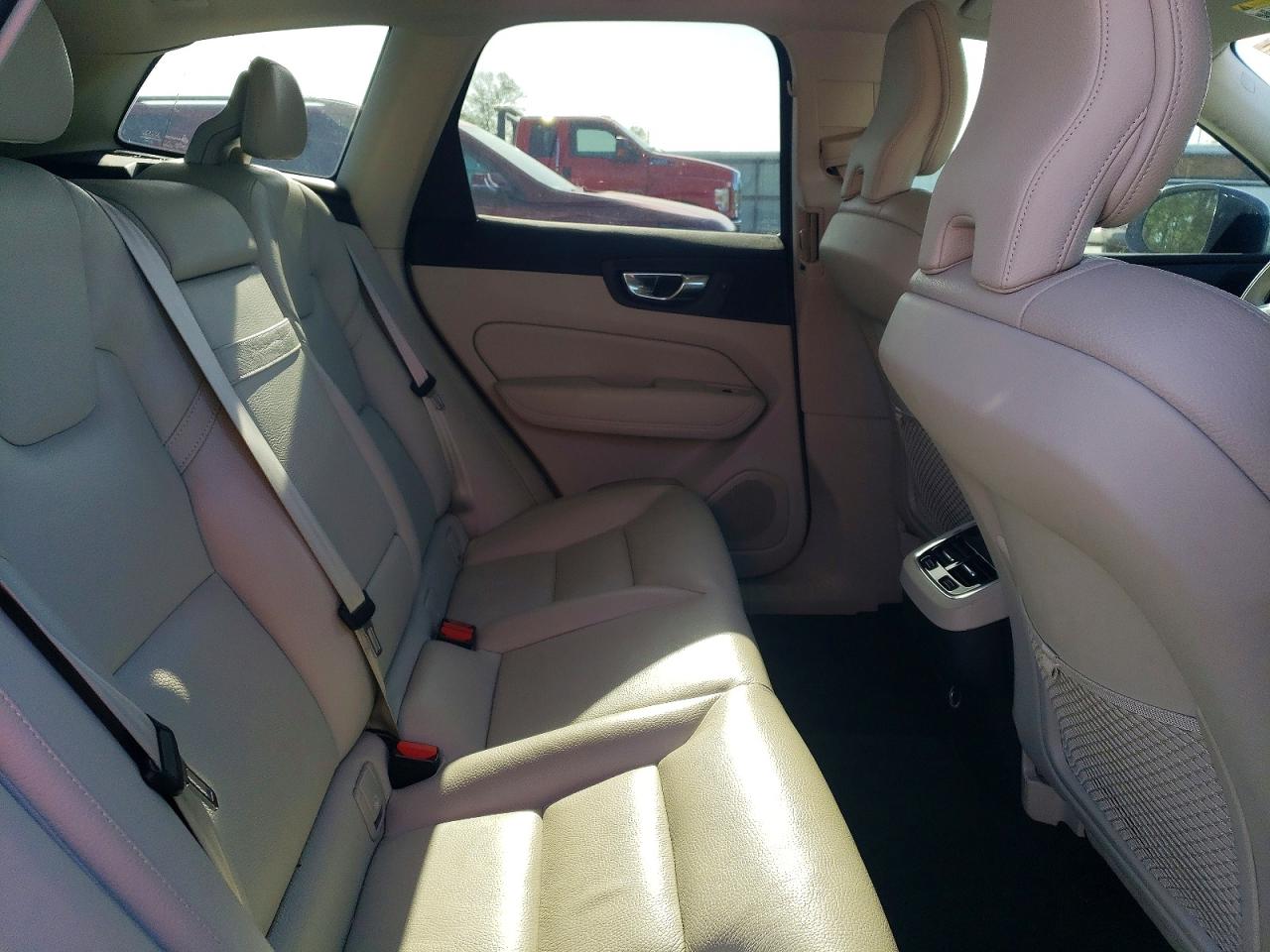 2019 VOLVO XC60 T6 INSCRIPTION photo 31