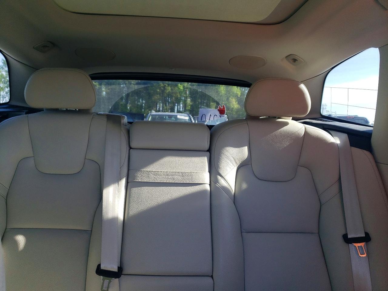 2019 VOLVO XC60 T6 INSCRIPTION photo 28