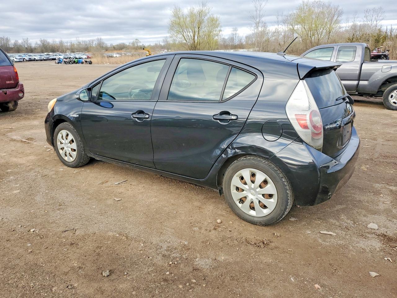2012 TOYOTA PRIUS C TWO photo 4