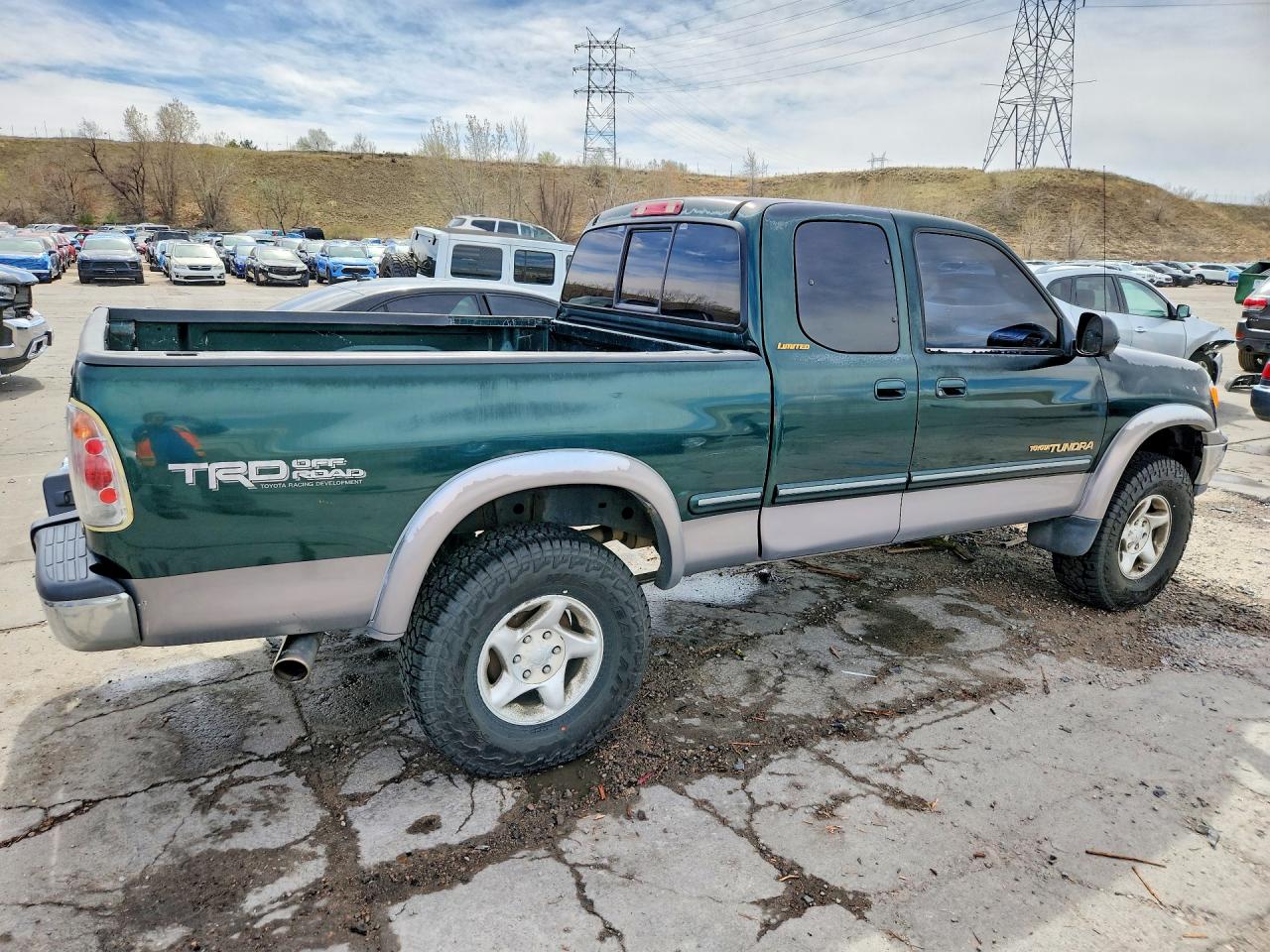 2001 TOYOTA TUNDRA LIMITED photo 7