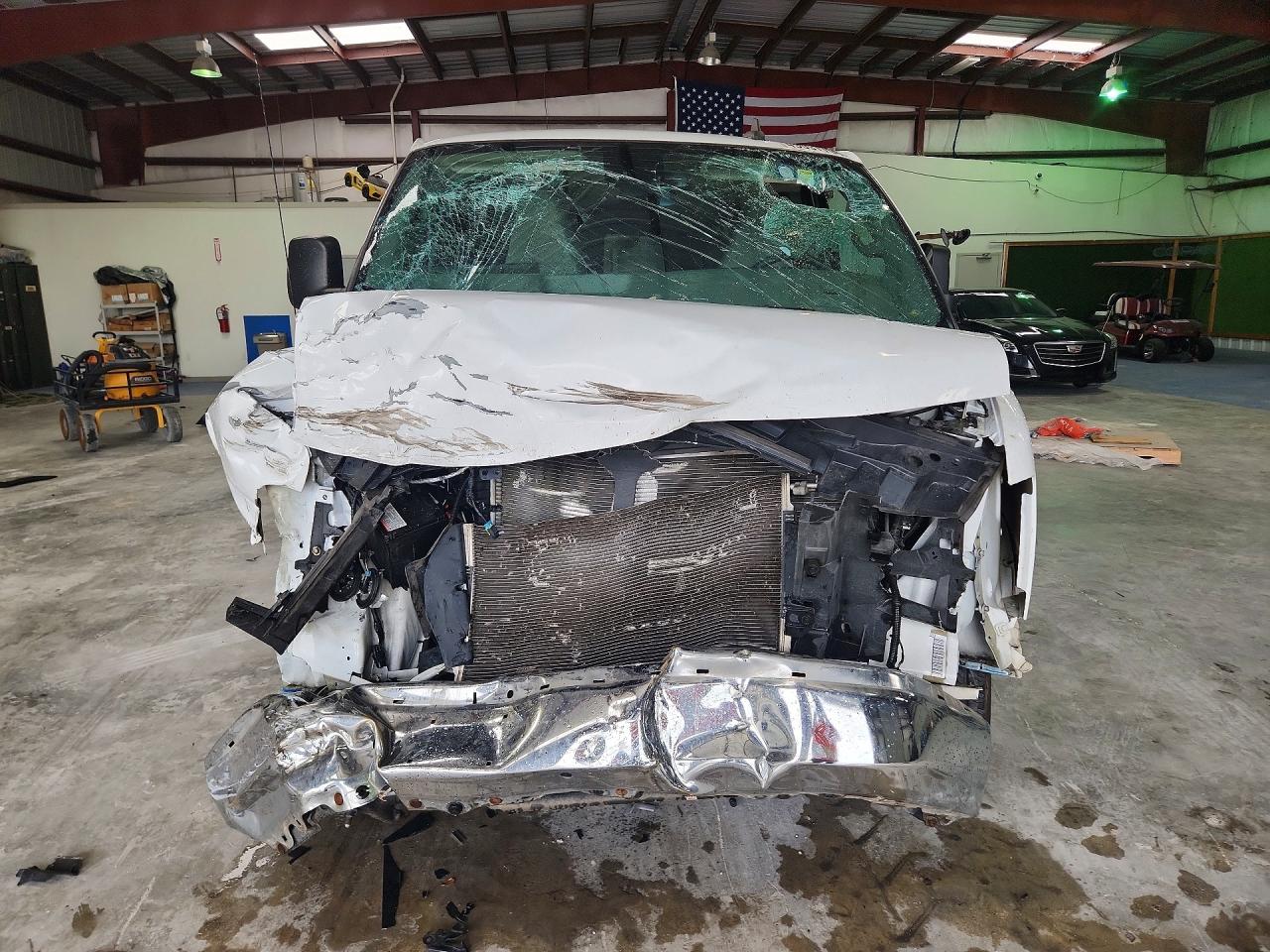 2021 CHEVROLET EXPRESS G3500 LT photo 5