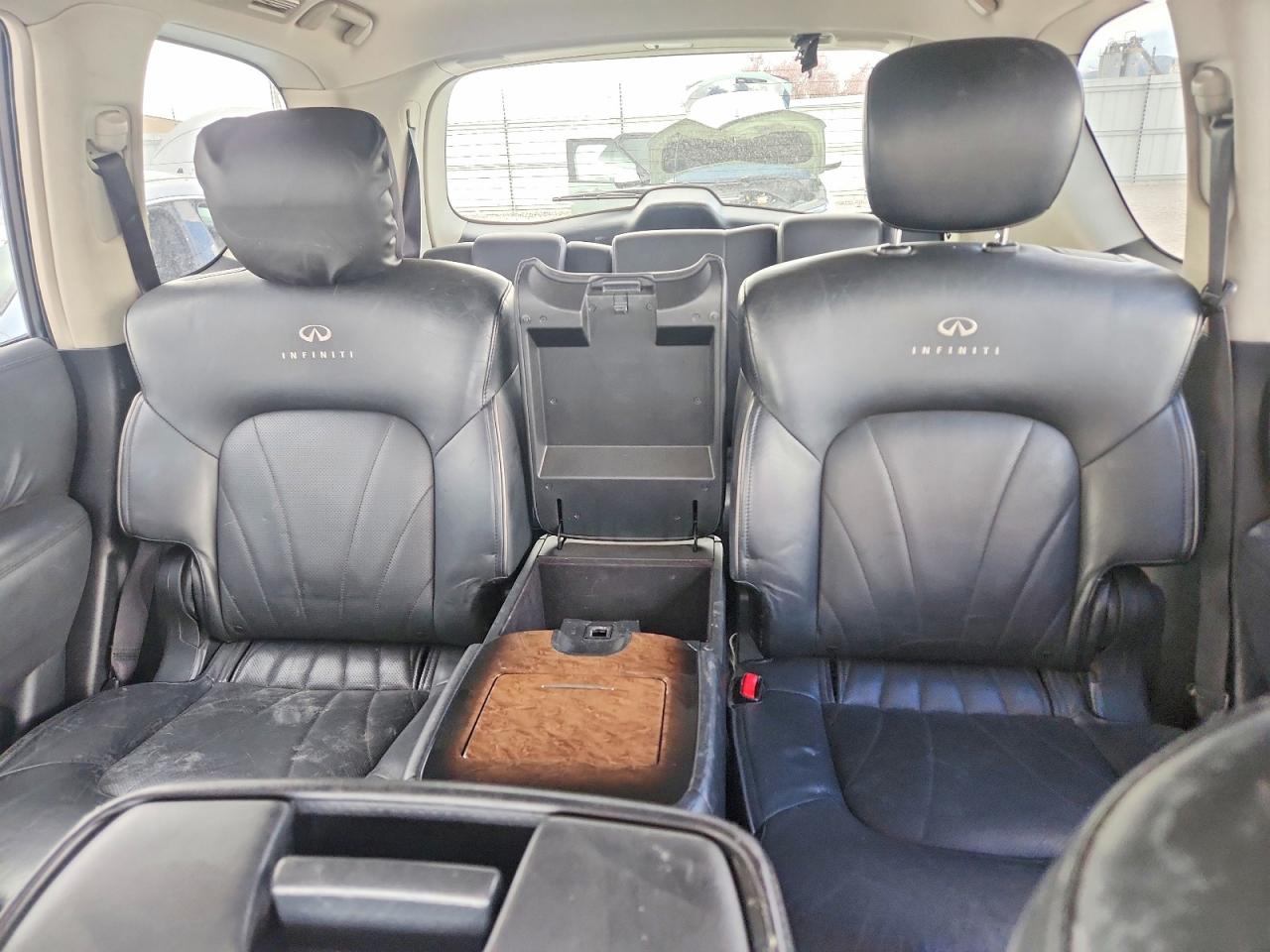2012 INFINITI QX56 BASE photo 19