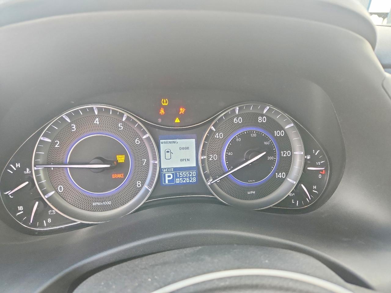 2012 INFINITI QX56 BASE photo 17