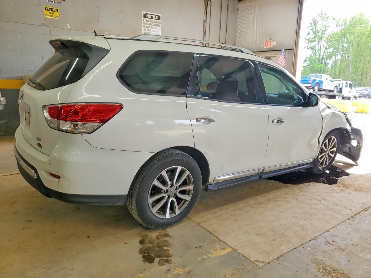 2013 NISSAN PATHFINDER S photo 5
