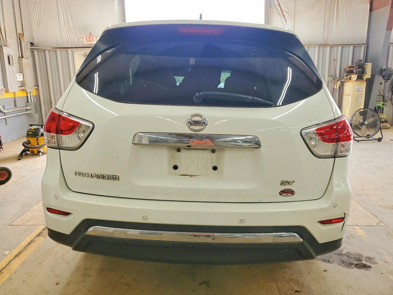 2013 NISSAN PATHFINDER S photo 11