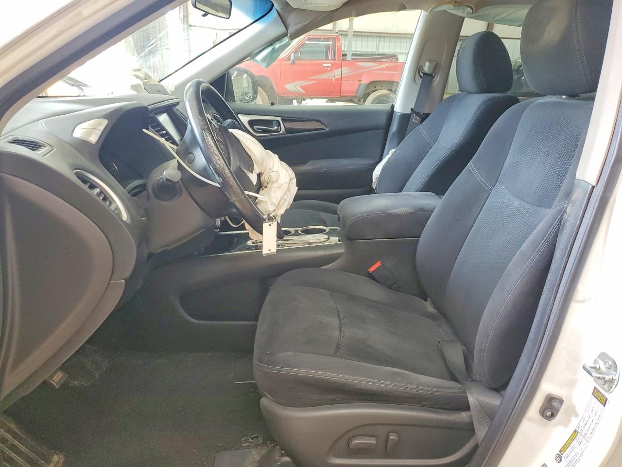 2013 NISSAN PATHFINDER S photo 13