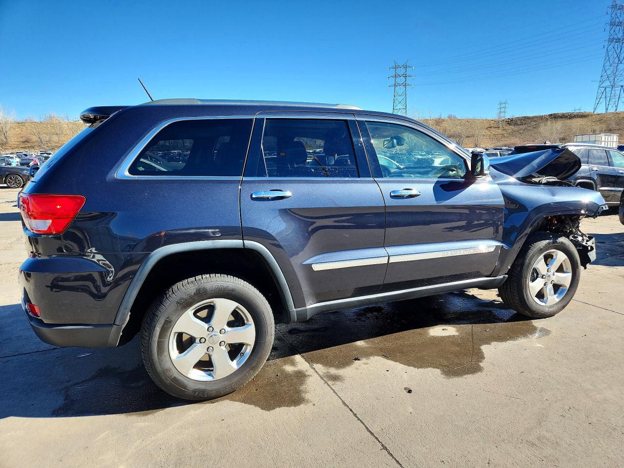 2012 JEEP GRAND CHEROKEE OVERLAND photo 5