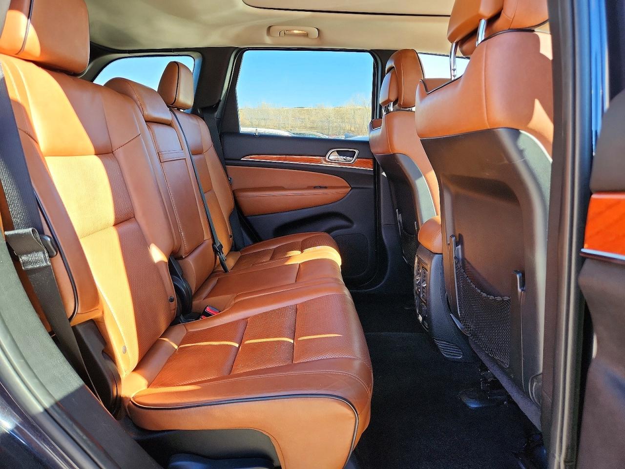 2012 JEEP GRAND CHEROKEE OVERLAND photo 21