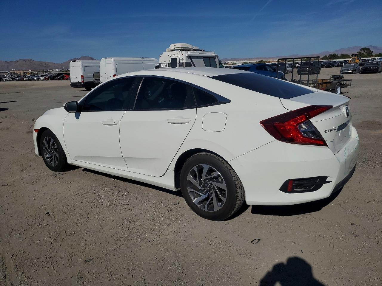 2017 HONDA CIVIC LX photo 2