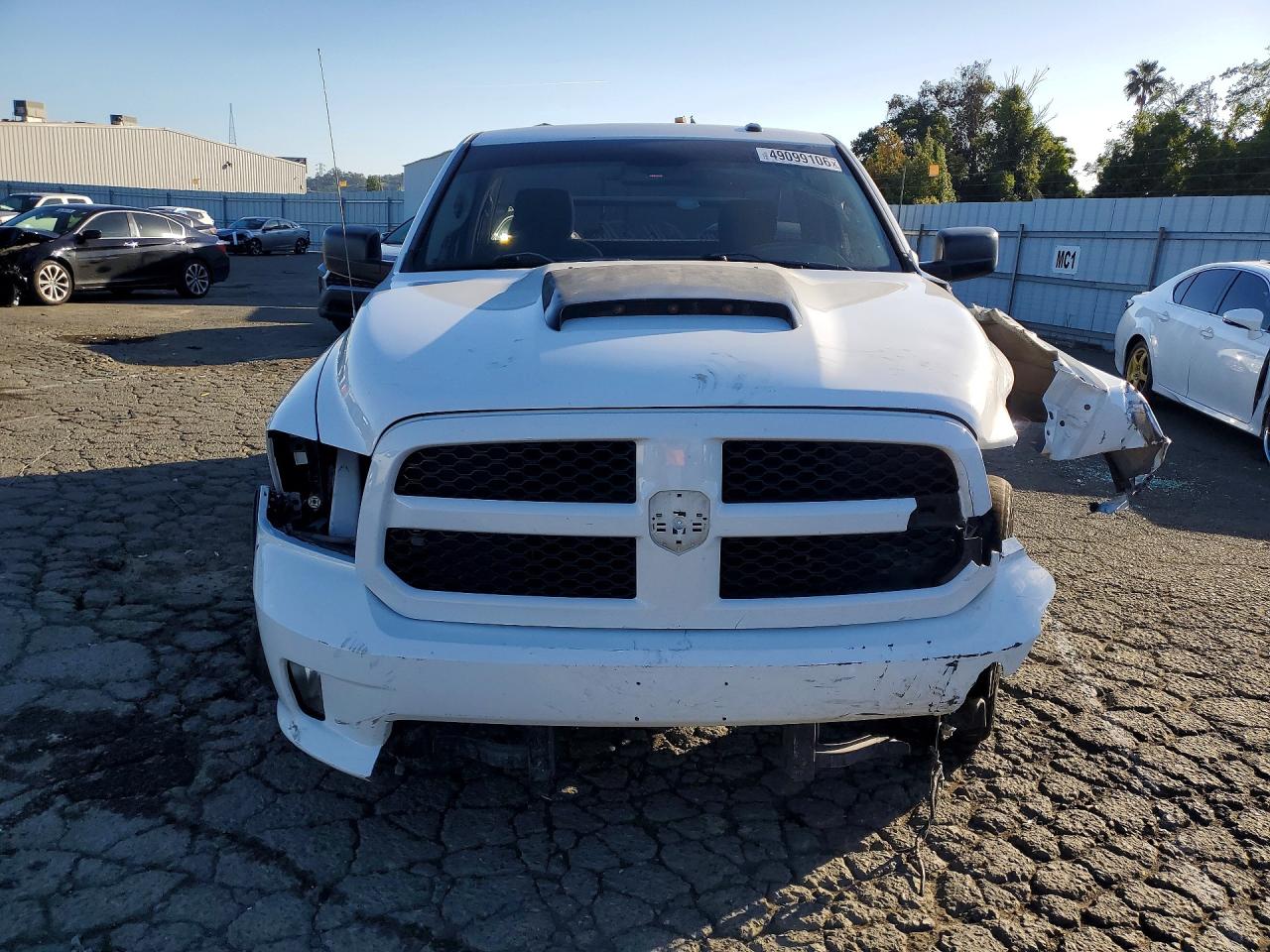 2014 RAM 1500 ST photo 9