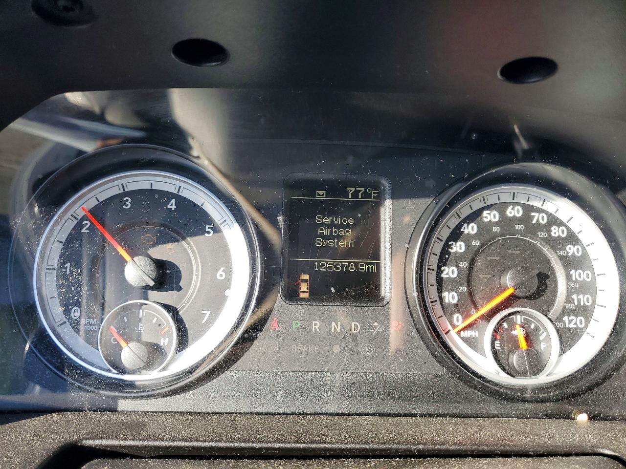 2014 RAM 1500 ST photo 17