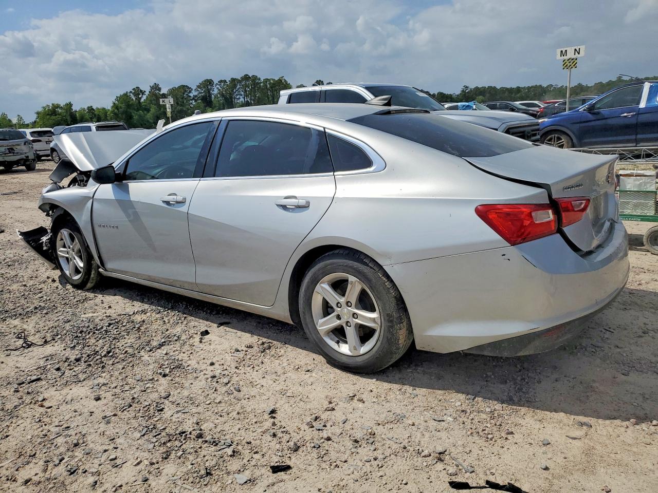 2020 CHEVROLET MALIBU LS photo 3