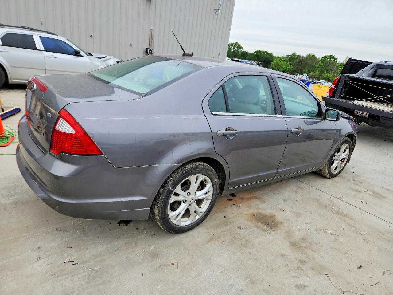 2012 FORD FUSION SE photo 5
