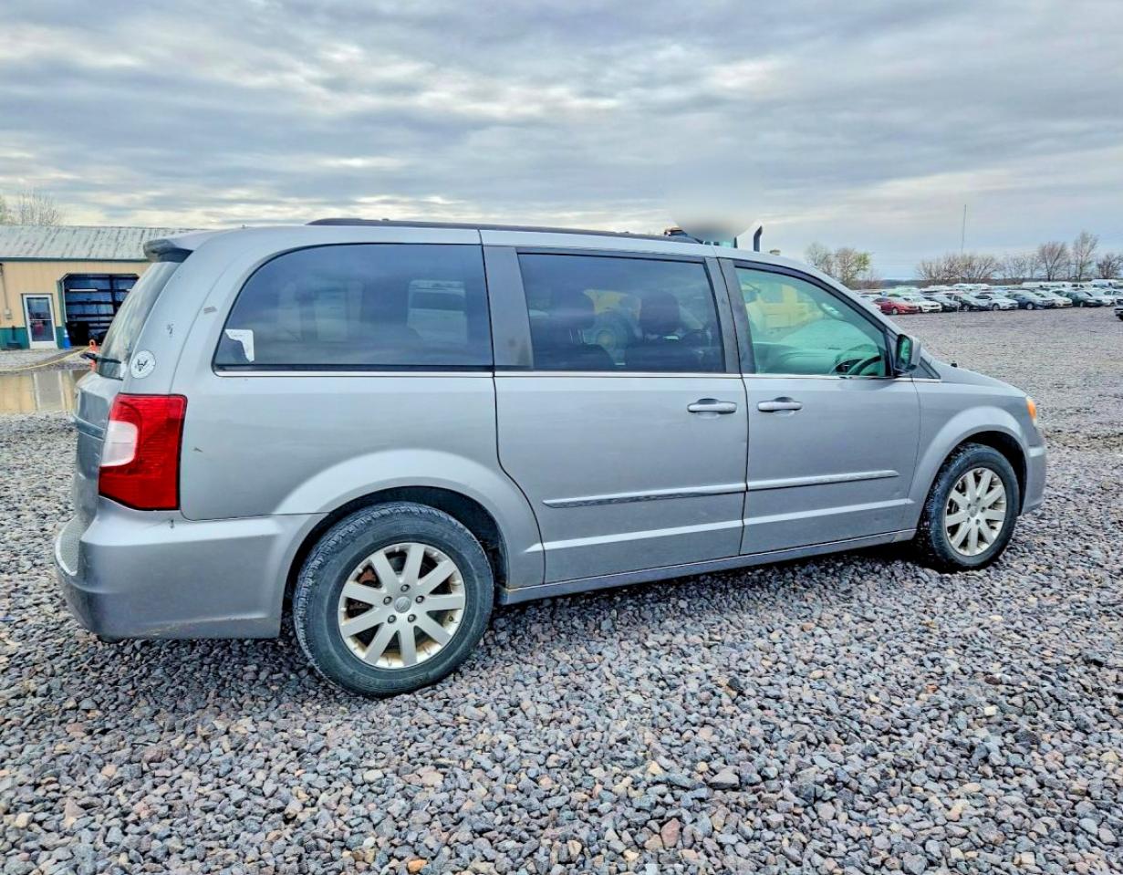 2015 CHRYSLER TOWN & COUNTRY TOURING photo 3