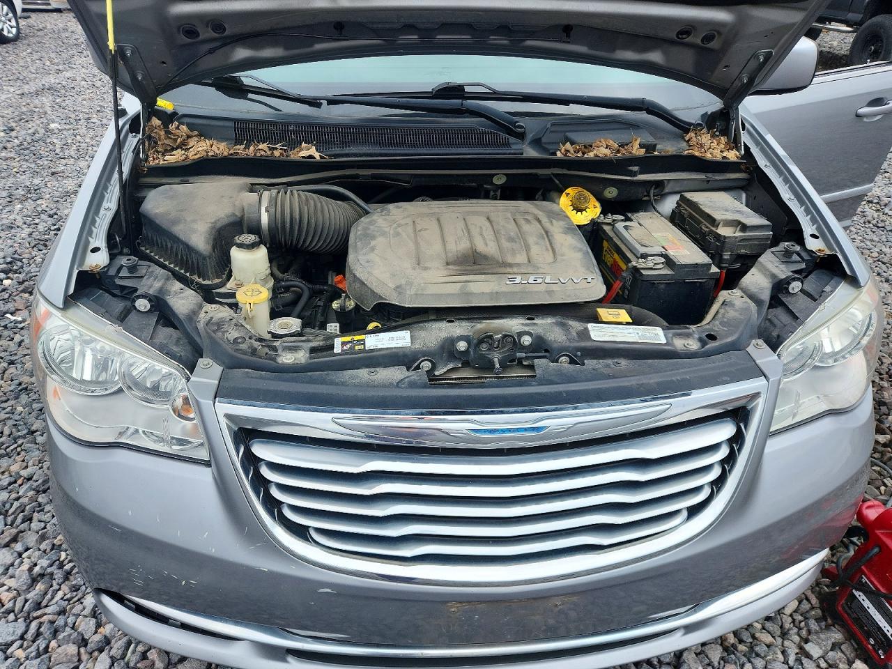 2015 CHRYSLER TOWN & COUNTRY TOURING photo 12