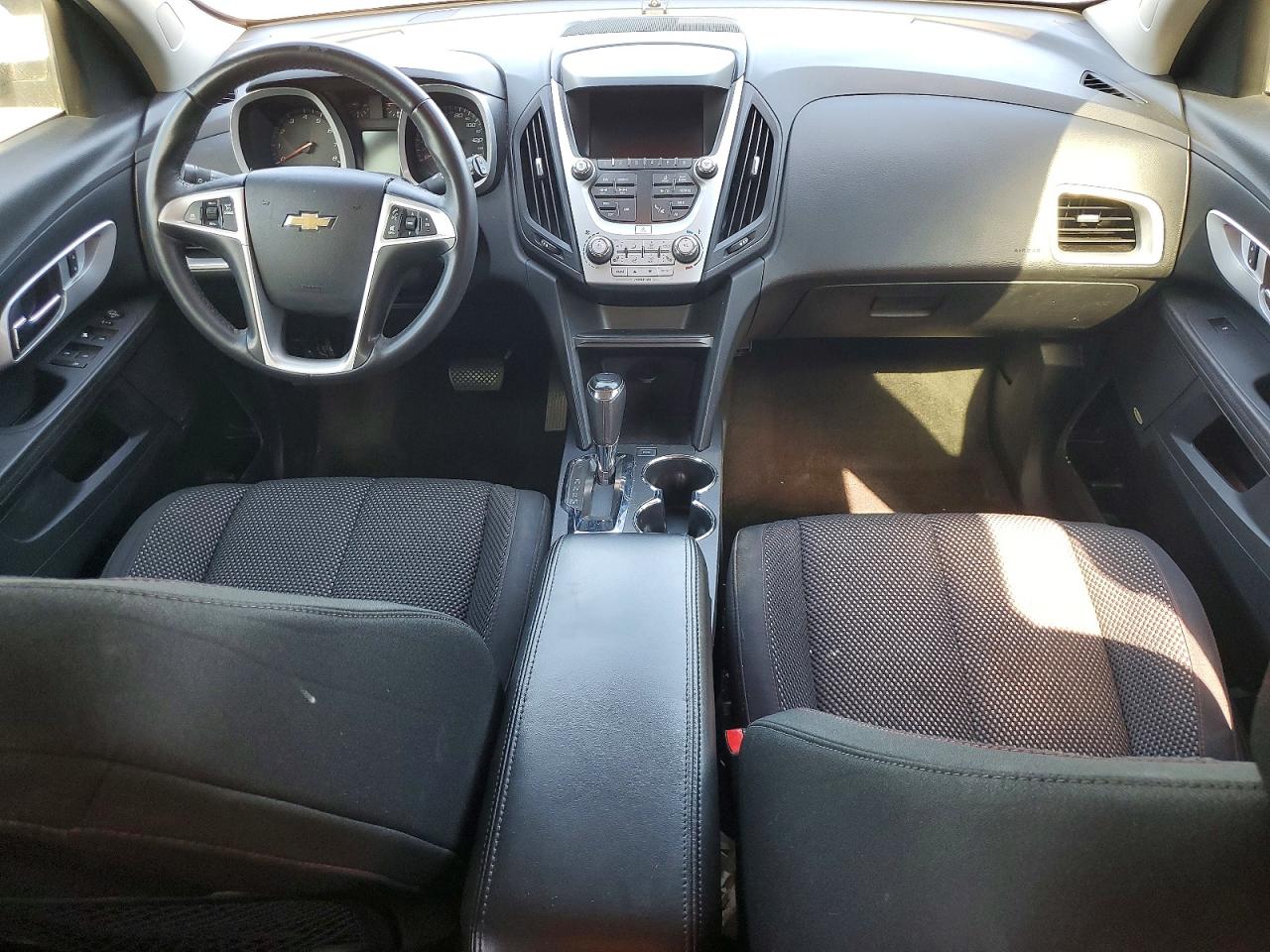 2017 CHEVROLET EQUINOX LT photo 15