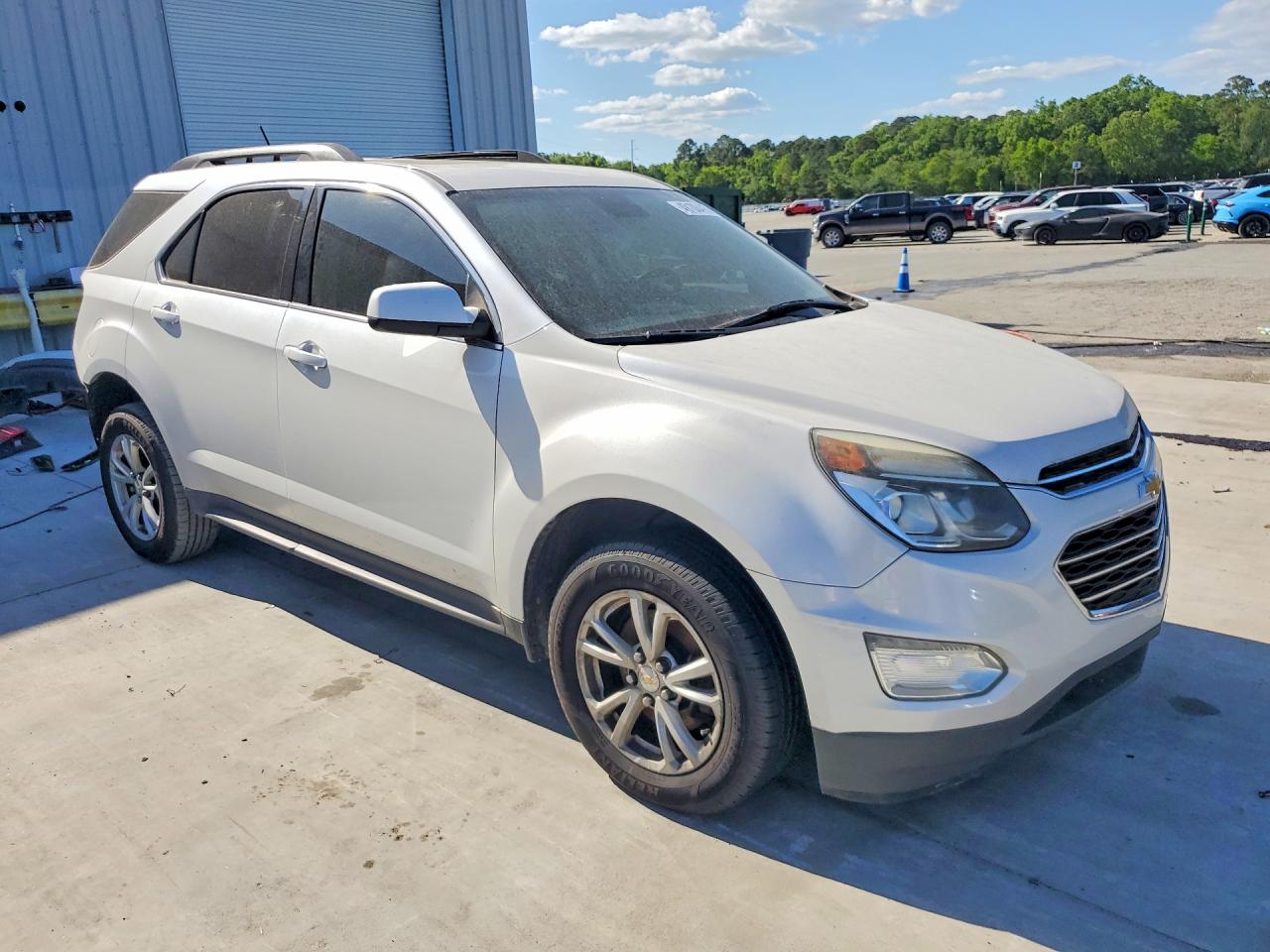 2017 CHEVROLET EQUINOX LT photo 7