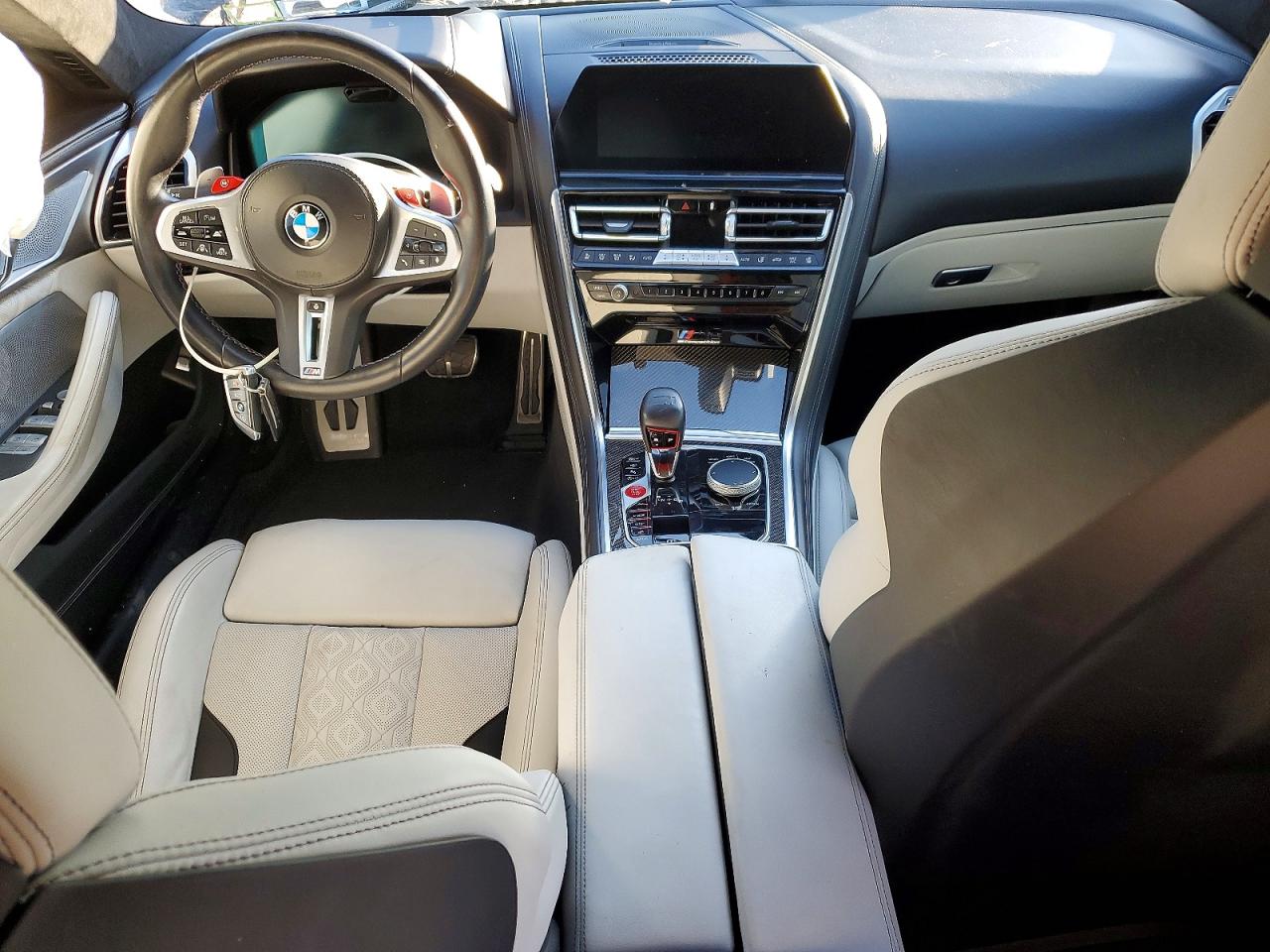 2022 BMW M8 photo 15