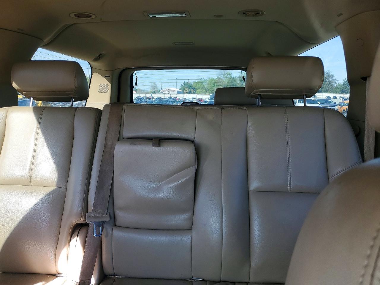 2007 CHEVROLET SUBURBAN K1500 photo 28