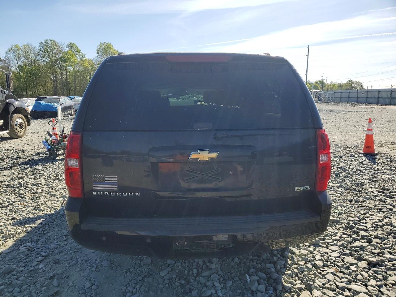 2007 CHEVROLET SUBURBAN K1500 photo 16