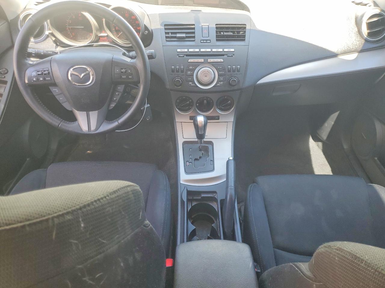 2010 MAZDA 3 S photo 15