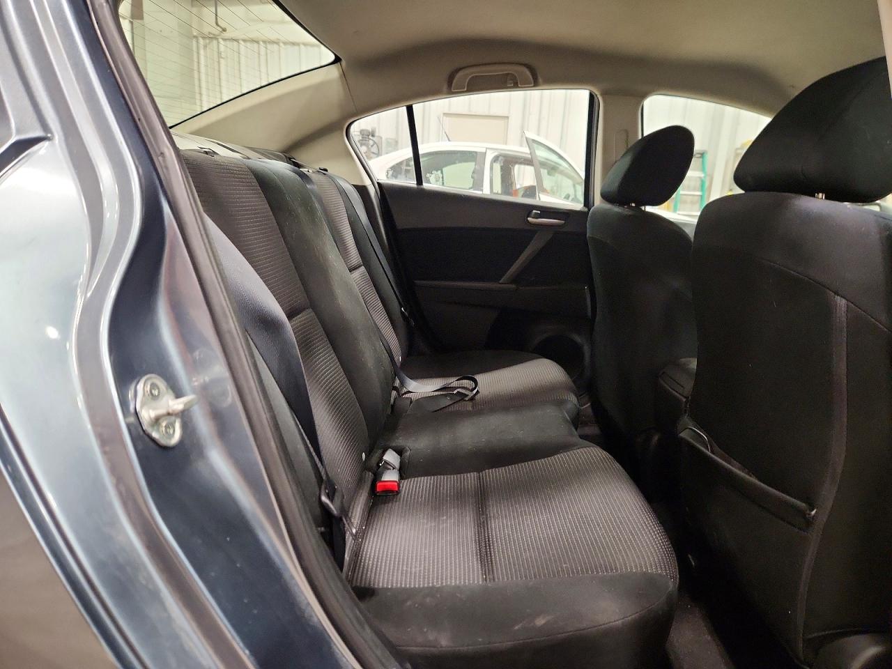 2013 MAZDA 3 I photo 28