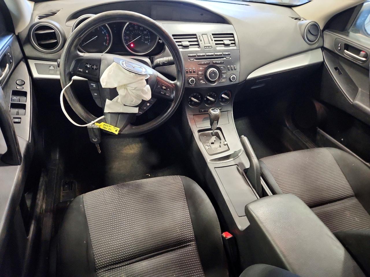 2013 MAZDA 3 I photo 22