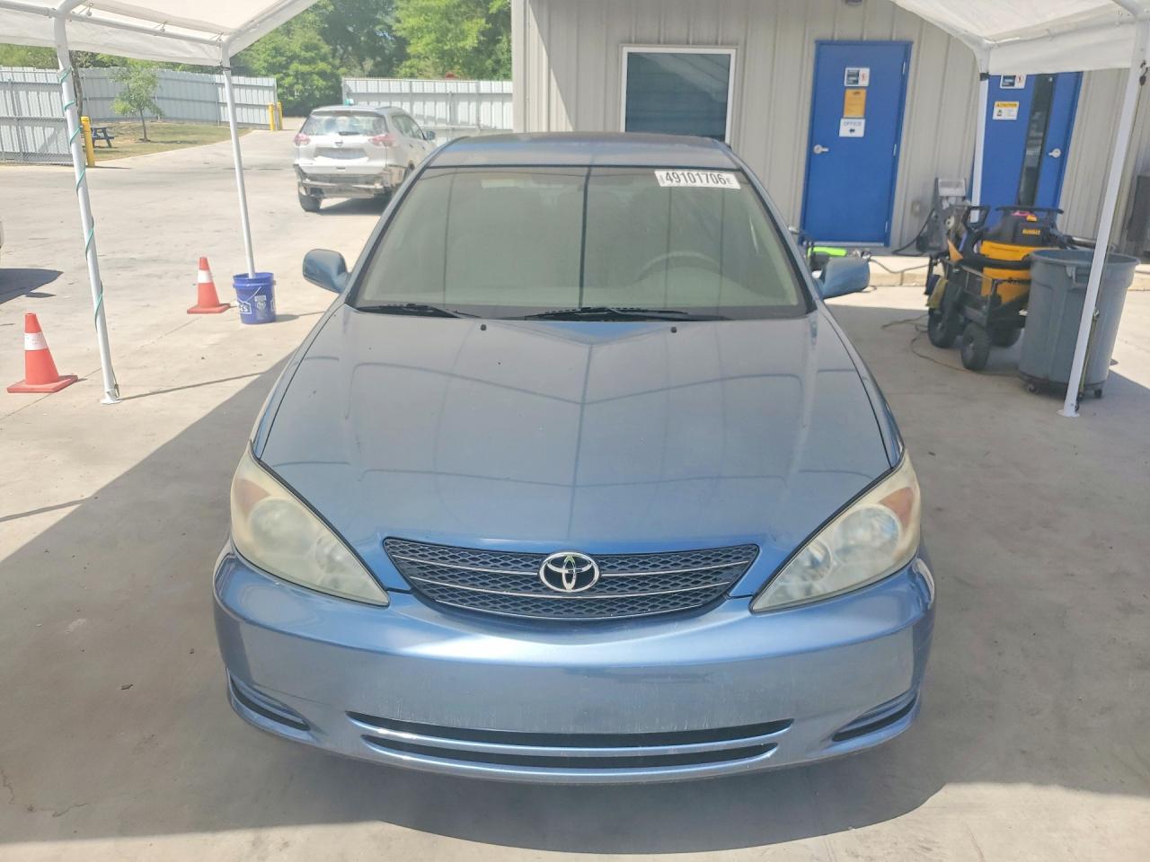 2003 TOYOTA CAMRY LE photo 13