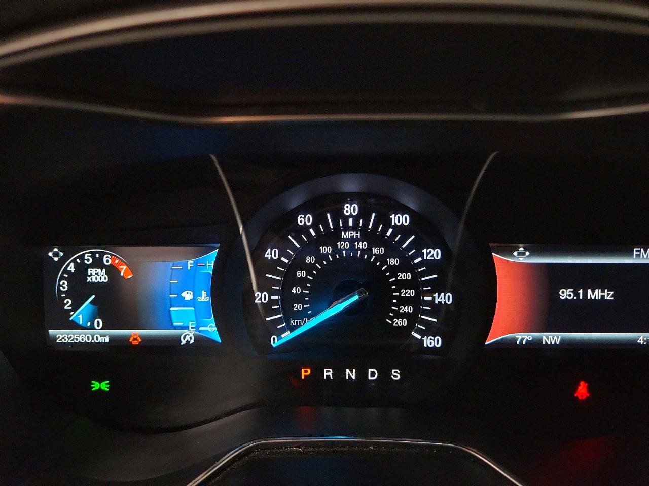 2017 FORD FUSION SE photo 17
