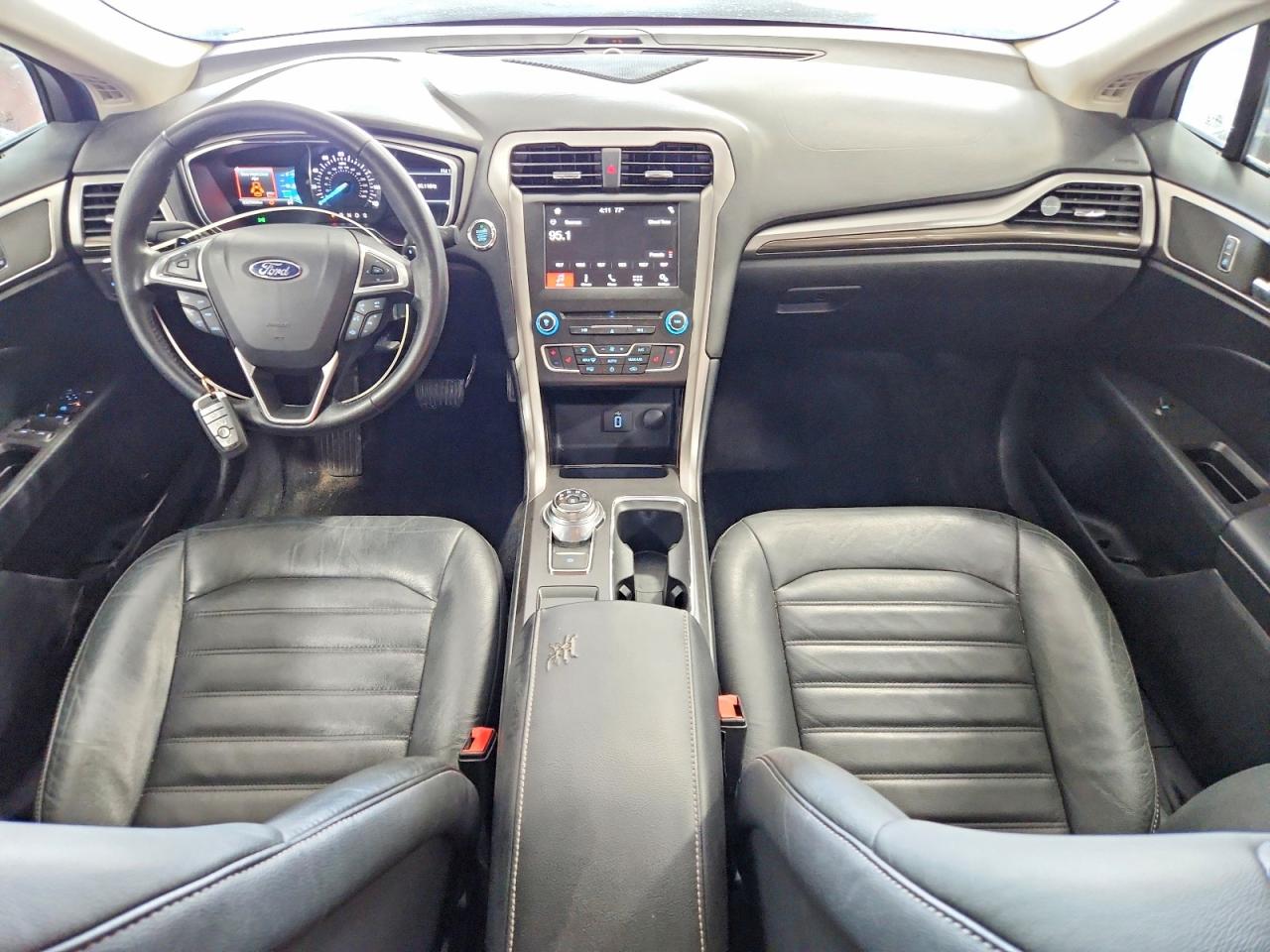 2017 FORD FUSION SE photo 15