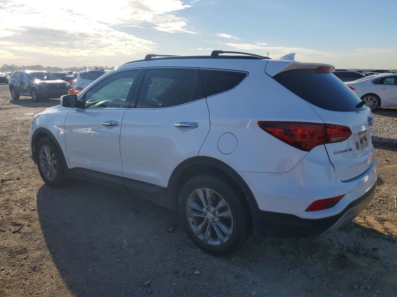 2017 HYUNDAI SANTA FE SPORT 2.0T photo 4