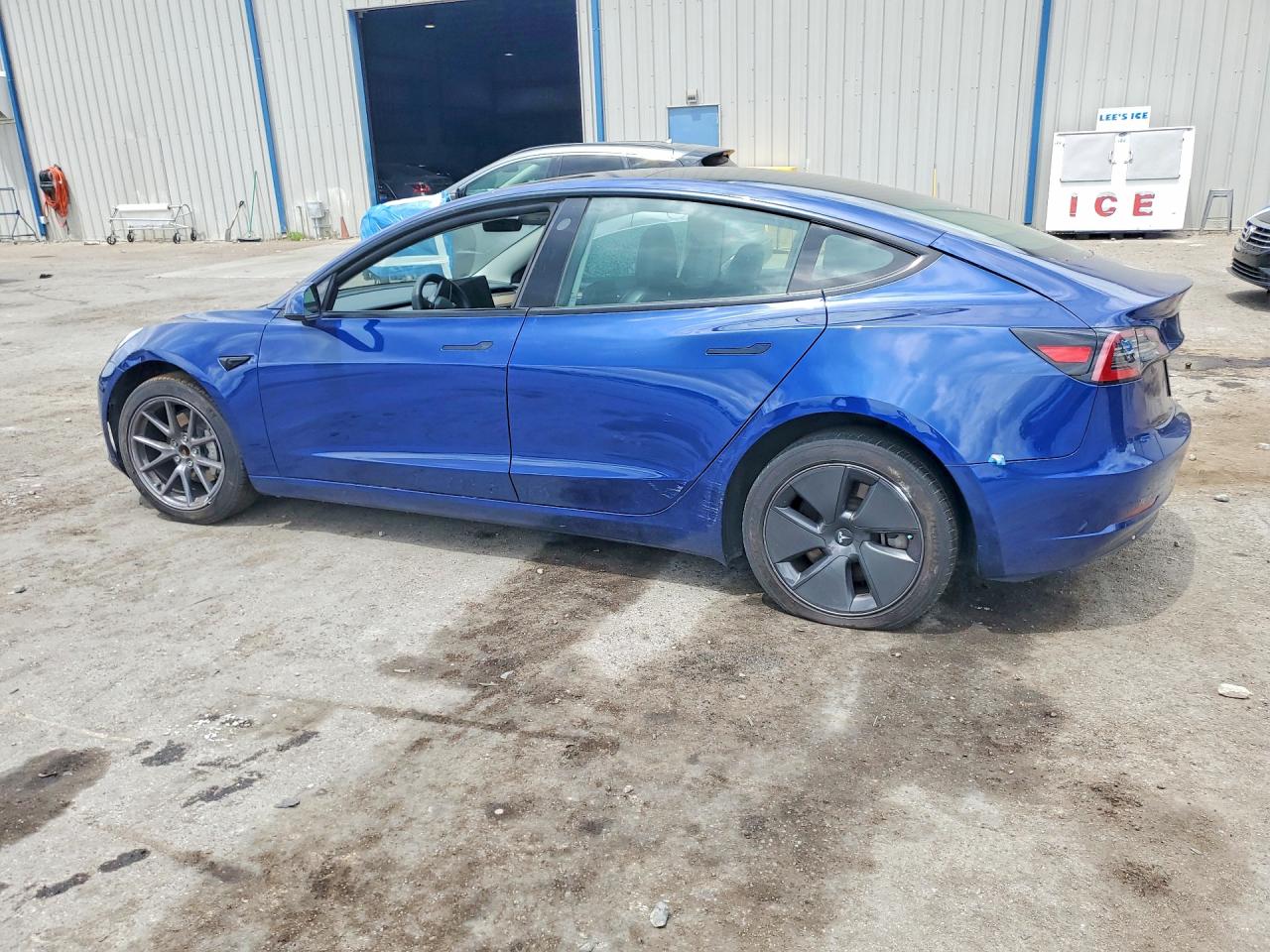 2023 TESLA MODEL 3 photo 3
