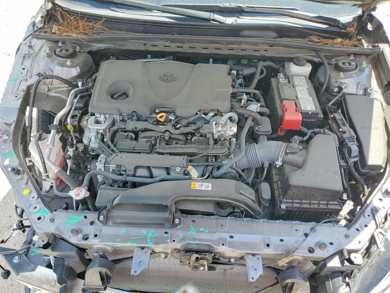 2024 TOYOTA CAMRY LE photo 31