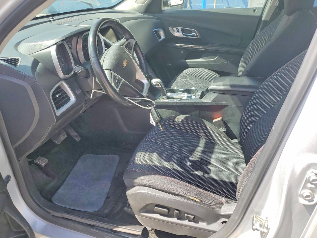 2015 CHEVROLET EQUINOX LT photo 13
