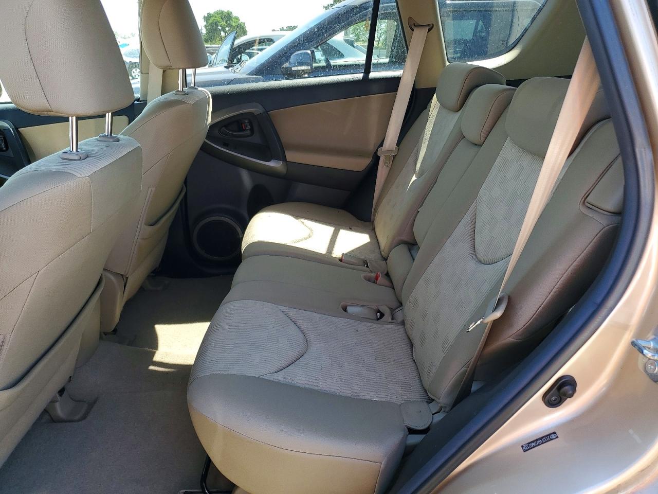 2010 TOYOTA RAV4 BASE photo 21