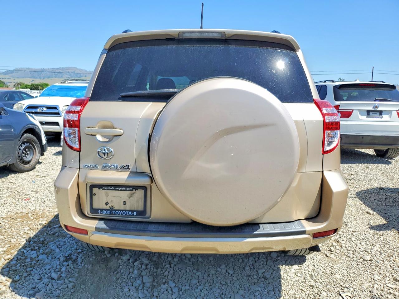 2010 TOYOTA RAV4 BASE photo 11