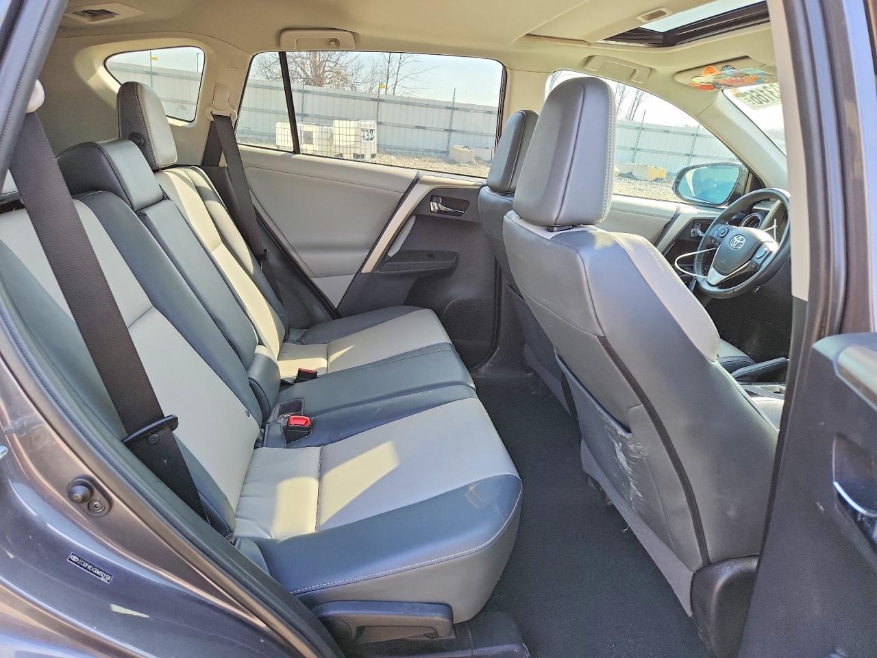 2013 TOYOTA RAV4 LIMITED photo 19