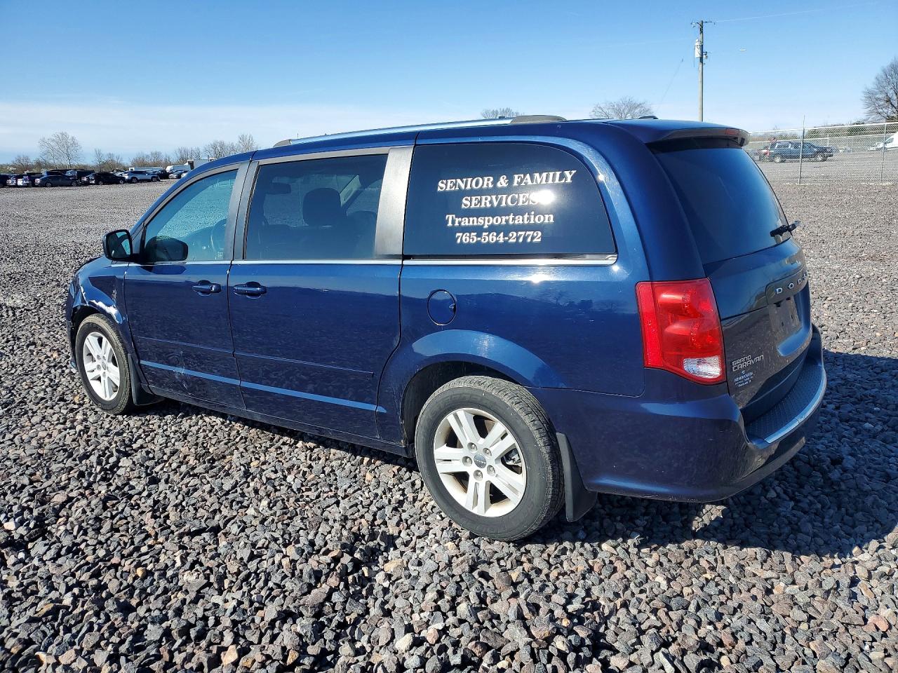 2013 DODGE GRAND CARAVAN CREW photo 2