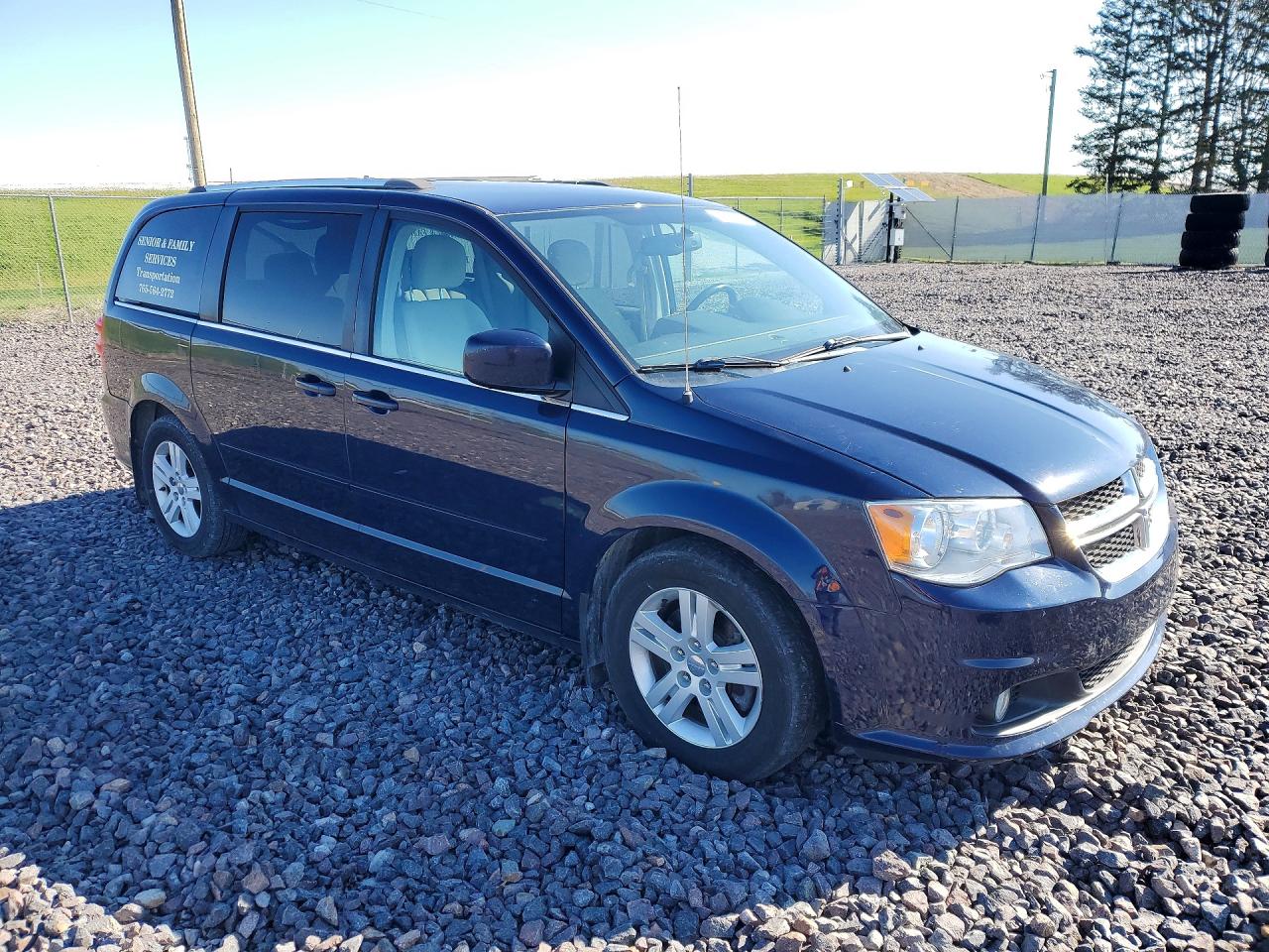 2013 DODGE GRAND CARAVAN CREW photo 4