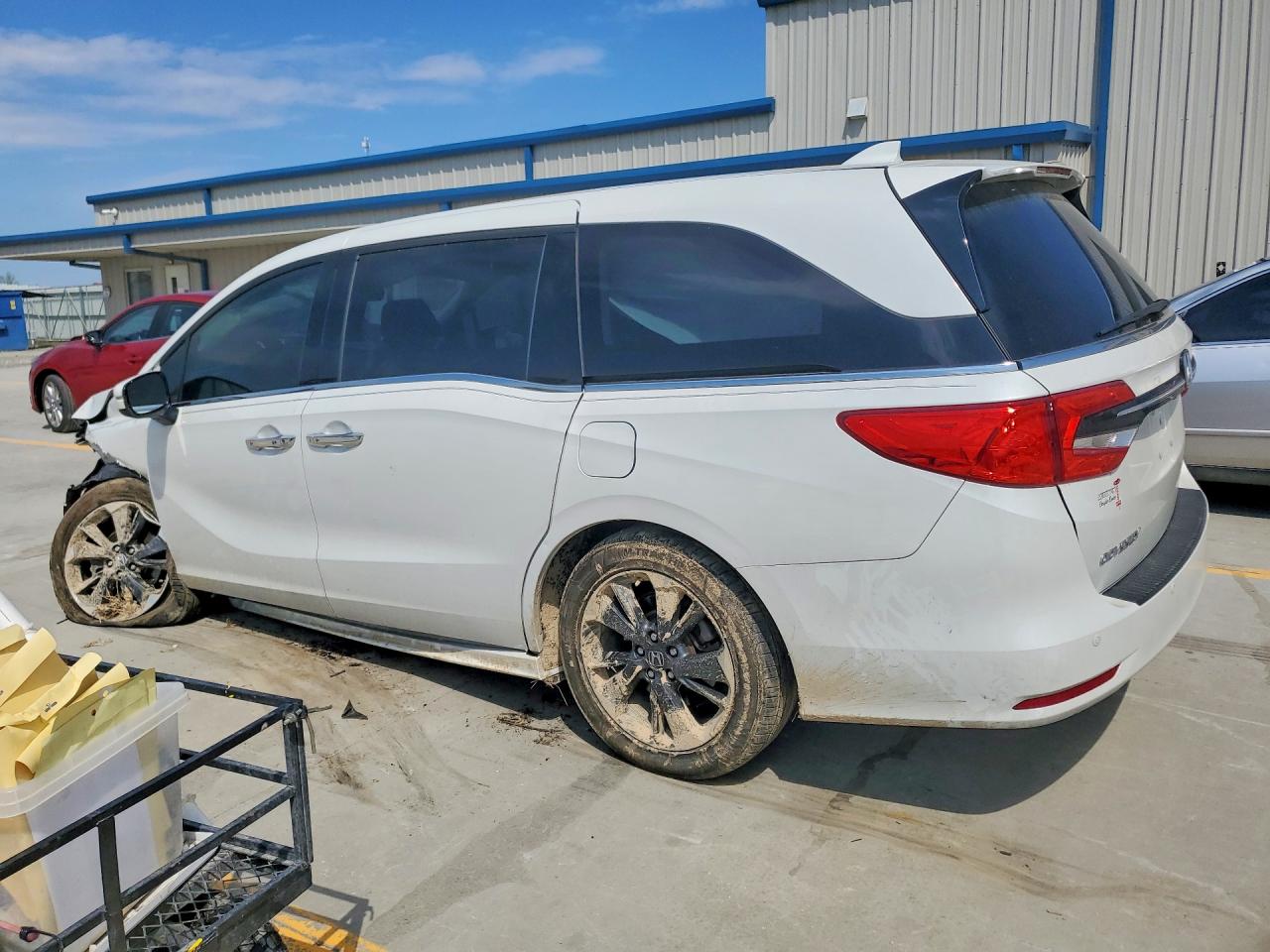 2023 HONDA ODYSSEY ELITE photo 3