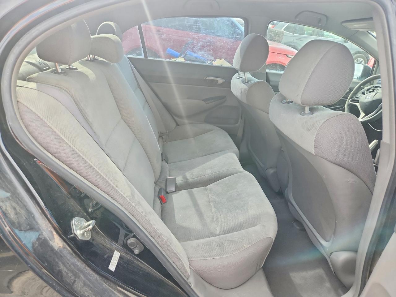 2010 HONDA CIVIC LX photo 19