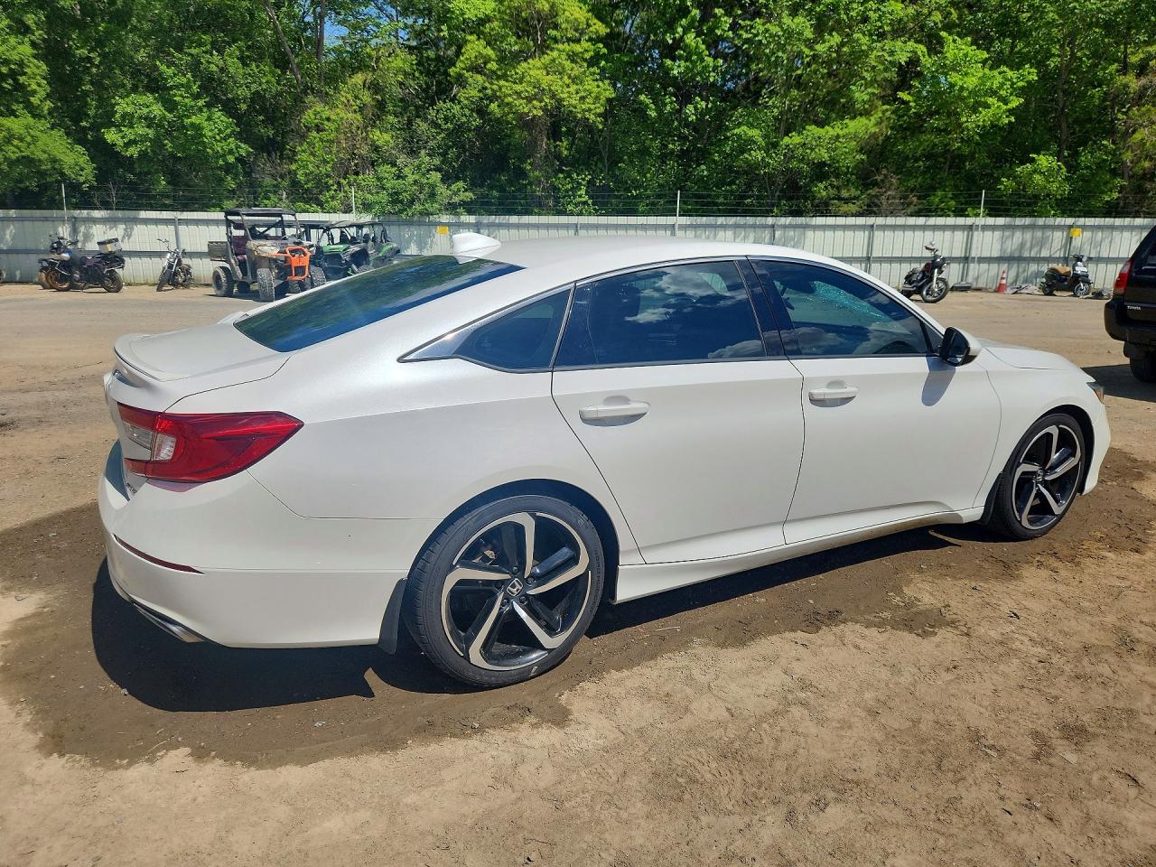 2018 HONDA ACCORD SPORT photo 5